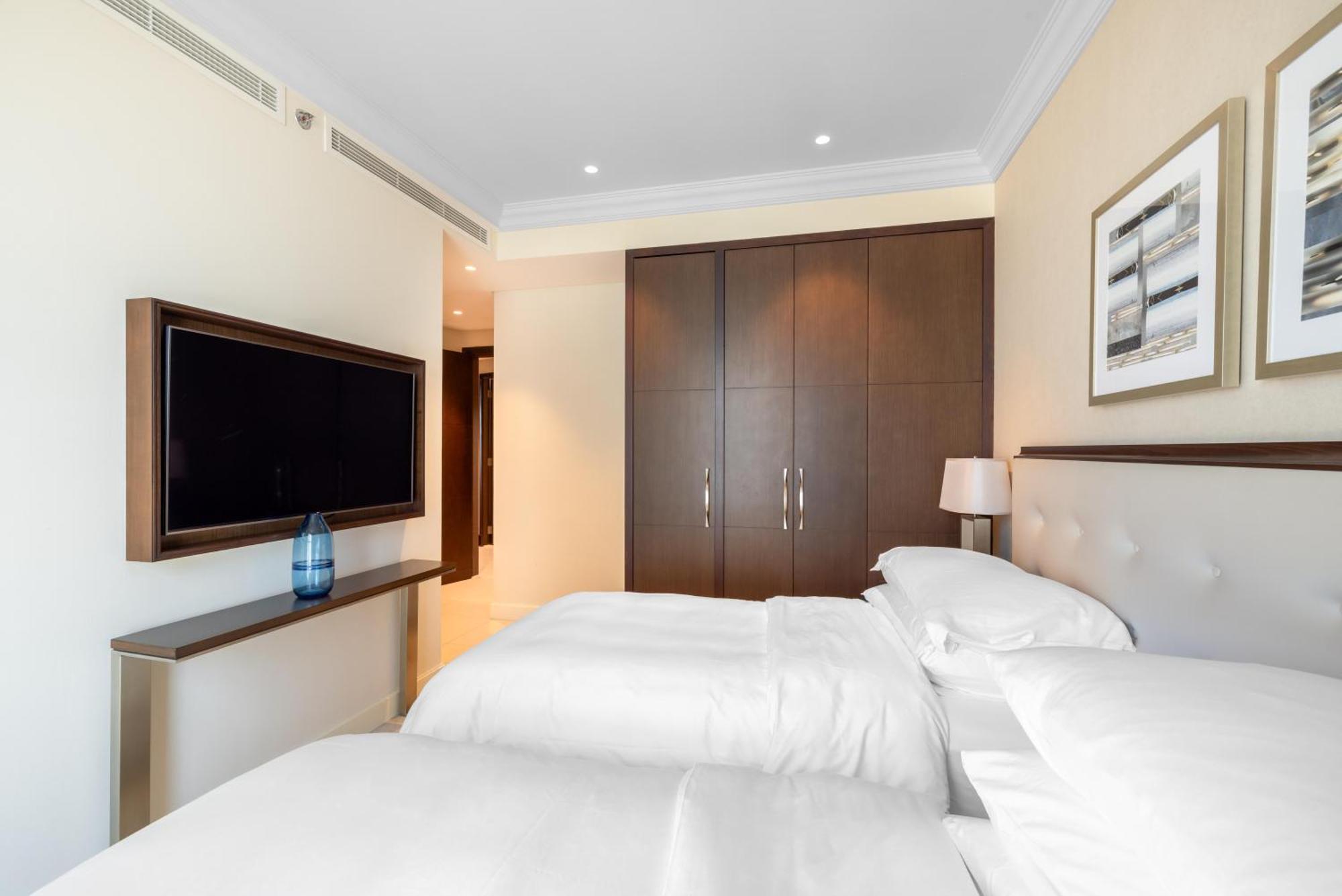 The Address Fountain Views - 2 Bedroom With Burj Khalifa View And Access To Mall Дубай