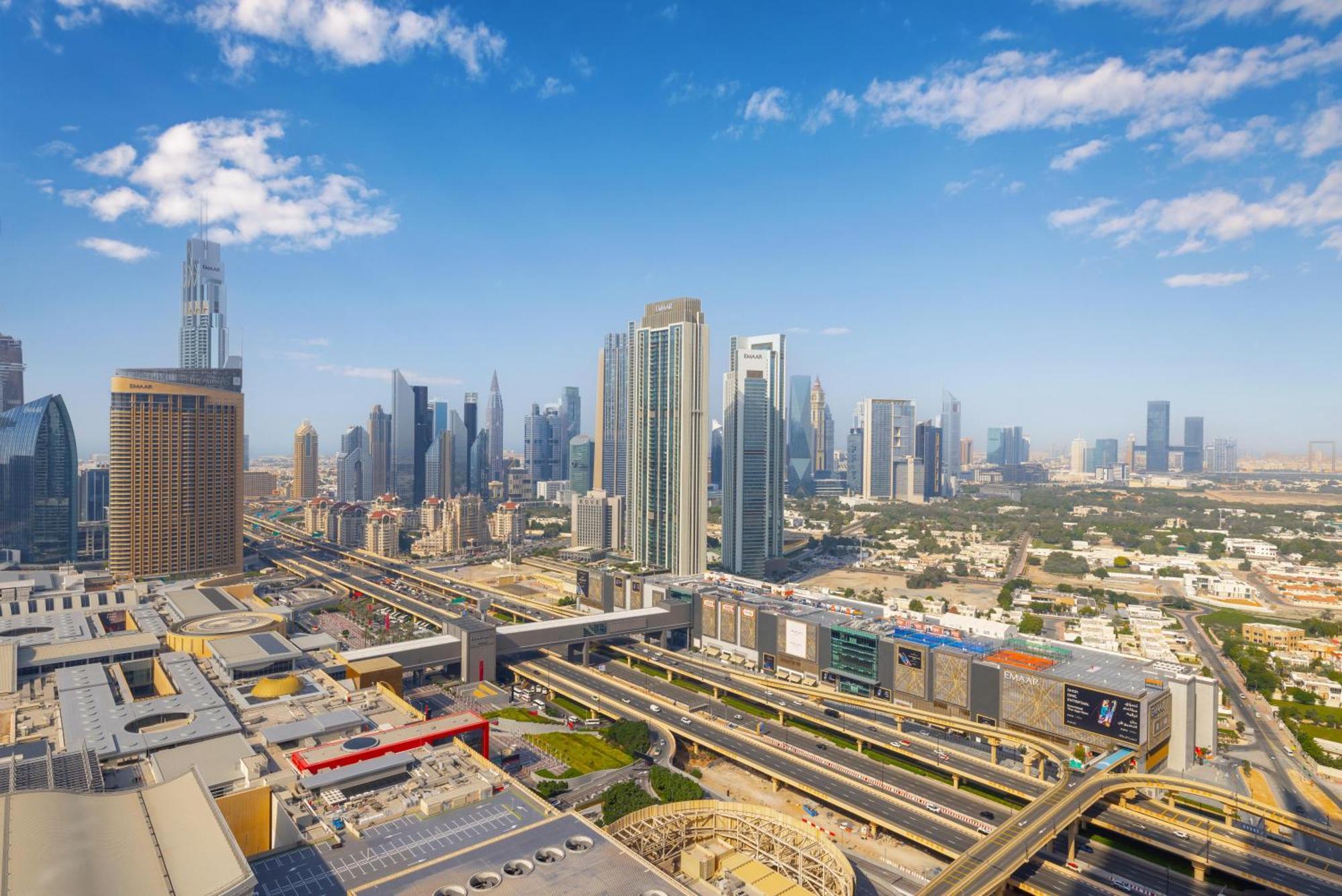 Апартаменти The Address Fountain Views - 2 Bedroom With Burj Khalifa View And Access To Mall Дубай